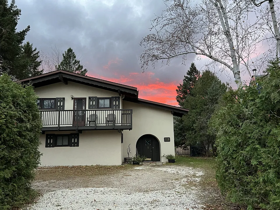 118 Campbell Cres