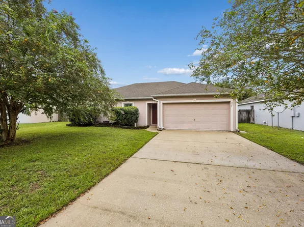 225 Pine Bluff Dr, Kingsland, GA 31548