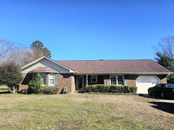 80 Abbey Hall Ct, Sumter, SC 29154