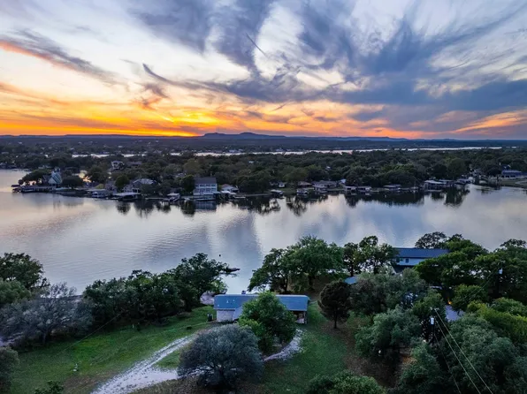 310 Castlehigh Dr, Marble Falls, TX 78654