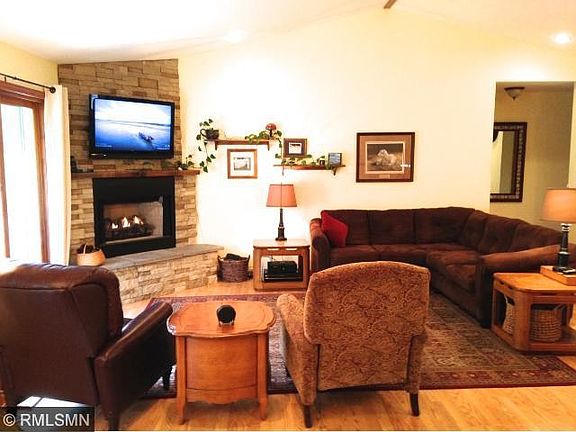 5th image of 1015 Mosher Ave