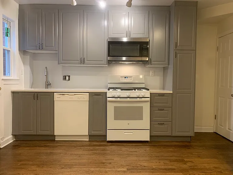 3446 Brown St NW — Photo 27