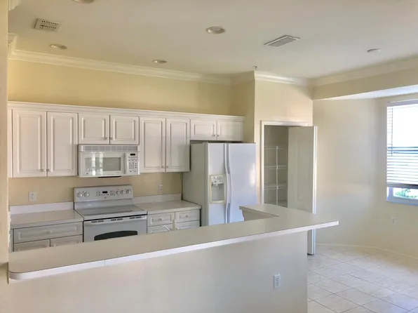 19750 Osprey Cove Blvd APT 247, Estero, FL 33967