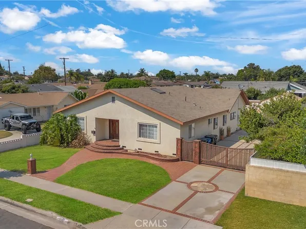 8557 Eucalyptus St, Downey, CA 90242