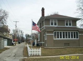 308 S 3rd St, Watseka, IL