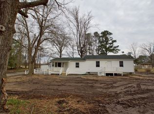 118 Ma Kitchen Rd, Dunn, NC 28334