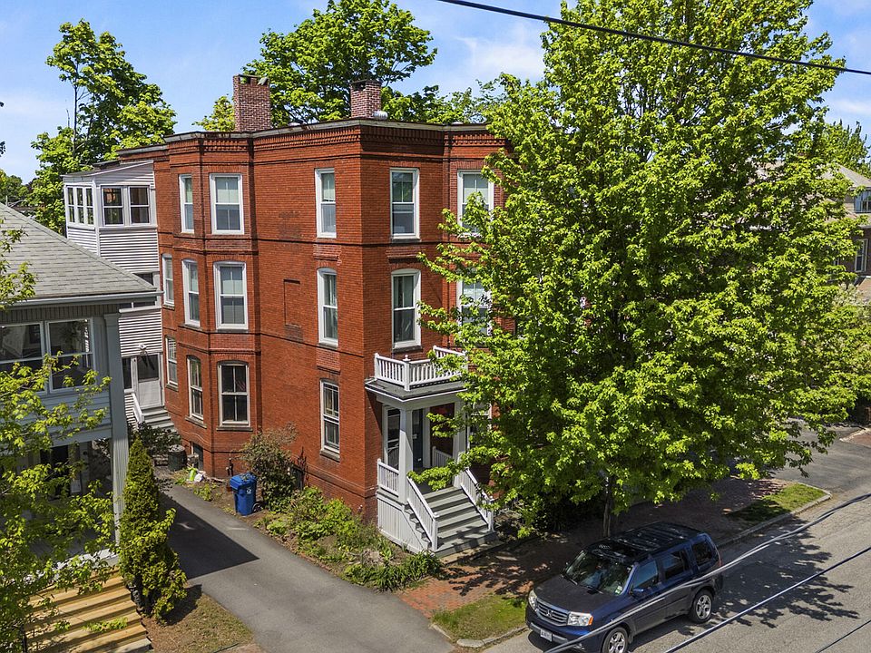 1st image of 11 William Street #1