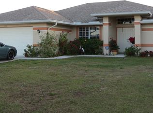 2711 23rd St SW, Lehigh Acres, FL 33976