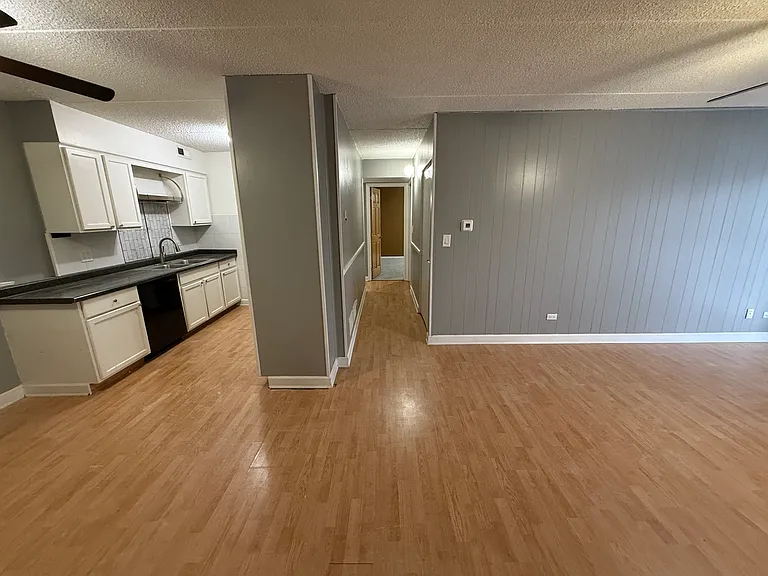 259 Stoneybrook Ln #2B — Photo 7