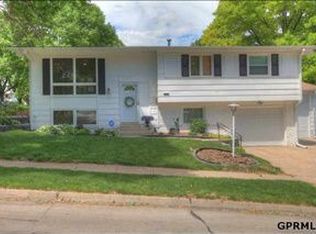 9454 Miami St, Omaha, NE 68134