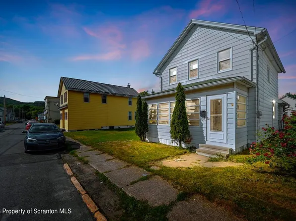 322 Lynch St, Olyphant, PA 18447