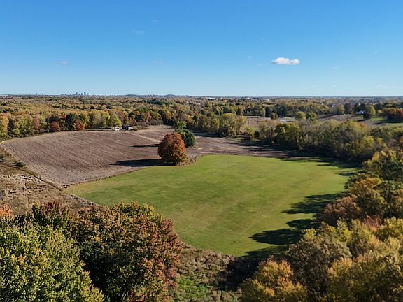 4th image of 150 Coates Rd