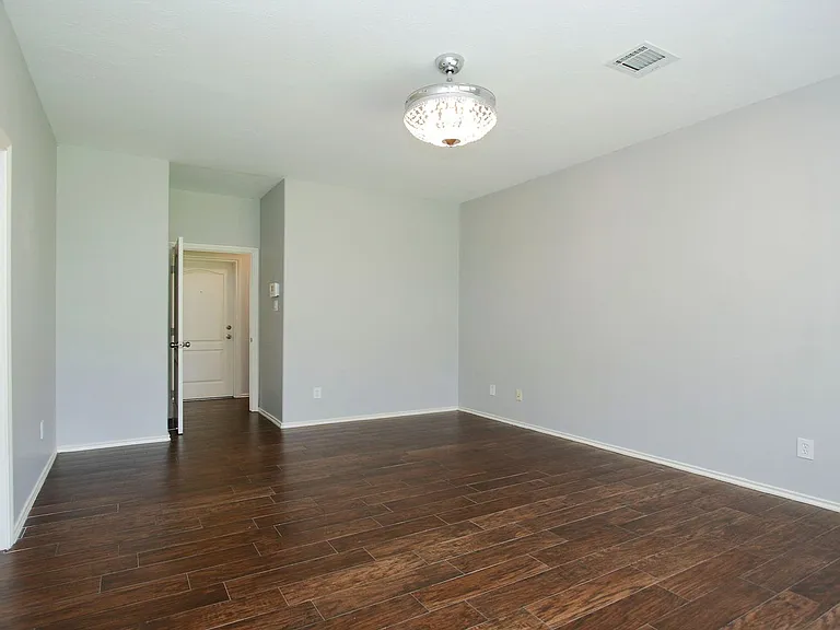 10314 Cliff Haven Ct — Photo 25