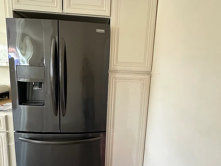 172 Mount Carmel Dr #B — Photo 3