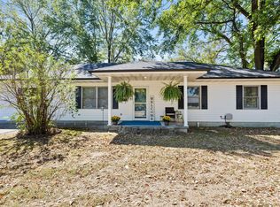 714 E Van Buren St, Bolivar, MO 65613