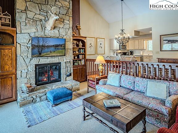 4th image of 185 Waterside Drive #20%share of Walnut 5