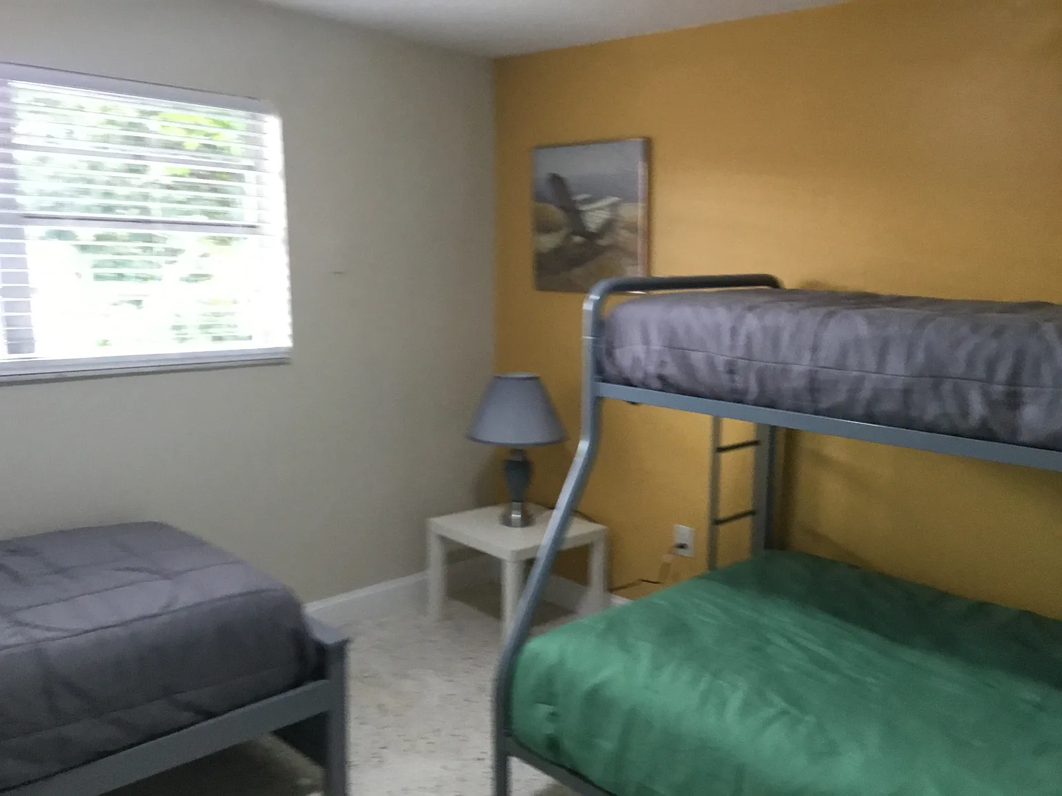 2 bed, 1050 sqft, $2,300 — Photo 4