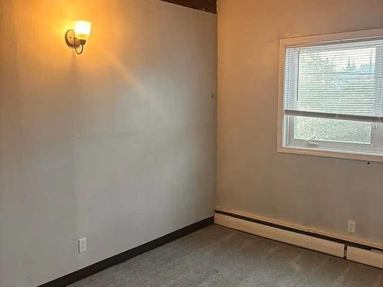 808 W 29th Pl — Photo 3