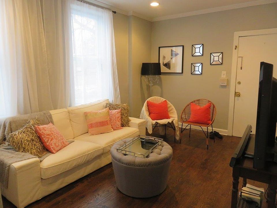 1st image of 2259 W Hirsch St #1Z