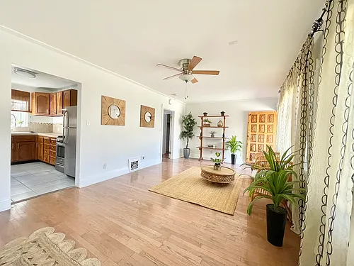 1266 3/4 N Kingsley Dr #1266-3/4 Photo 1