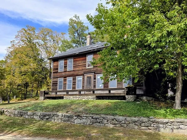 47 Harty Dr, Petersham, MA 01366