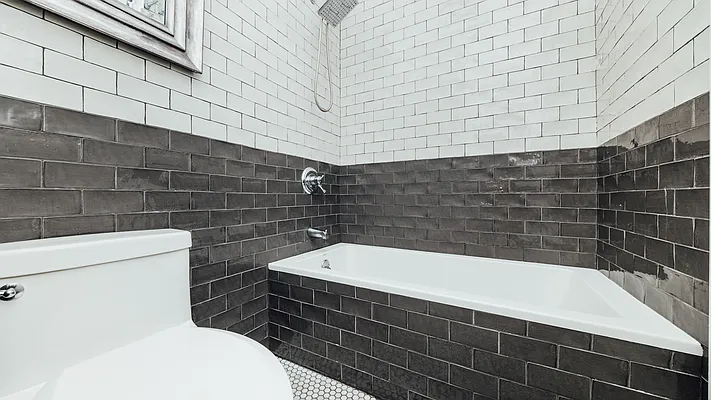 Rented by Nooklyn NYC LLC | media 22