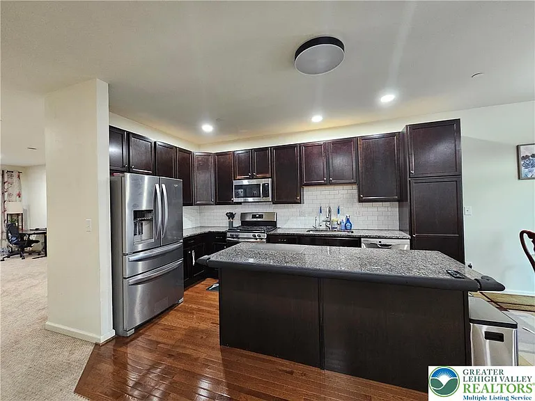 4613 Woodbrush Way — Photo 12