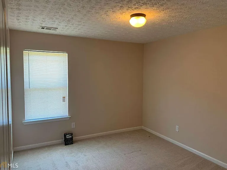 25 Wexford Way — Photo 24