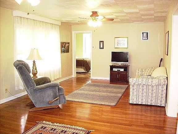 Refinishsed oak floors