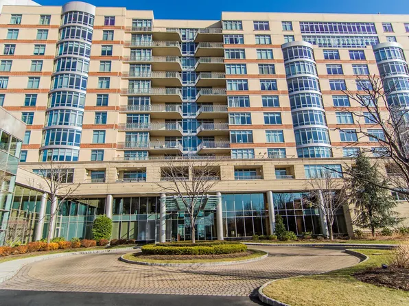 8100 River Rd APT 511, North Bergen, NJ 07047