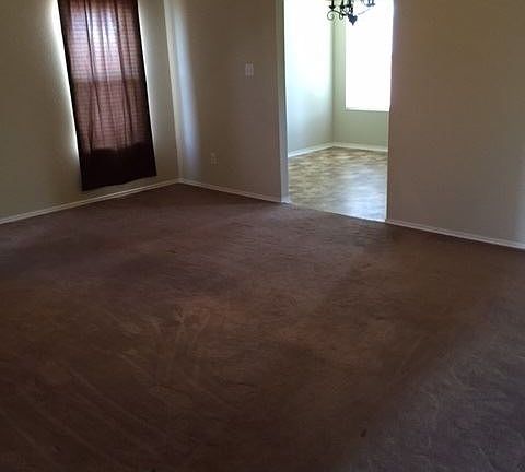 2nd image of 2501 Thoroughbred Dr