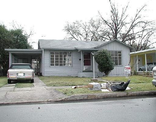 1st image of 119 FREILING DR
