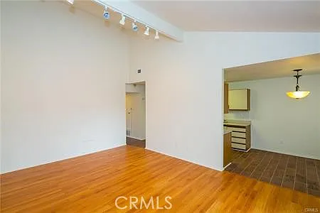 700 W La Veta Ave #R6 — Photo 3