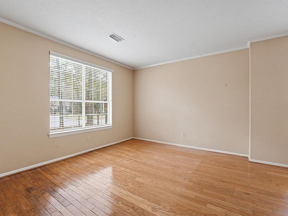 4th image of 50 E Trillium Cir