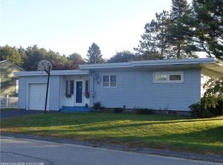 41 Amherst St, Auburn, ME 04210