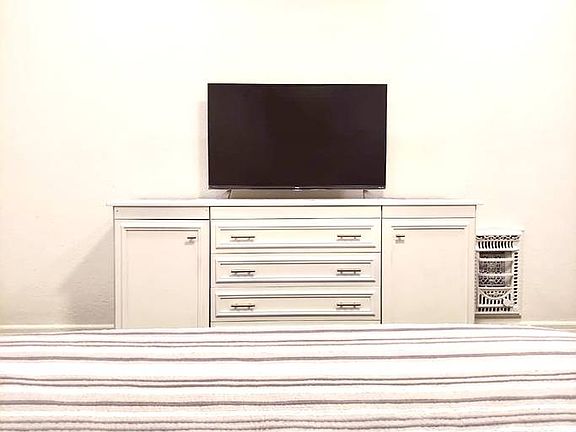 3rd image of 1738 S Crescent Heights Blvd #3