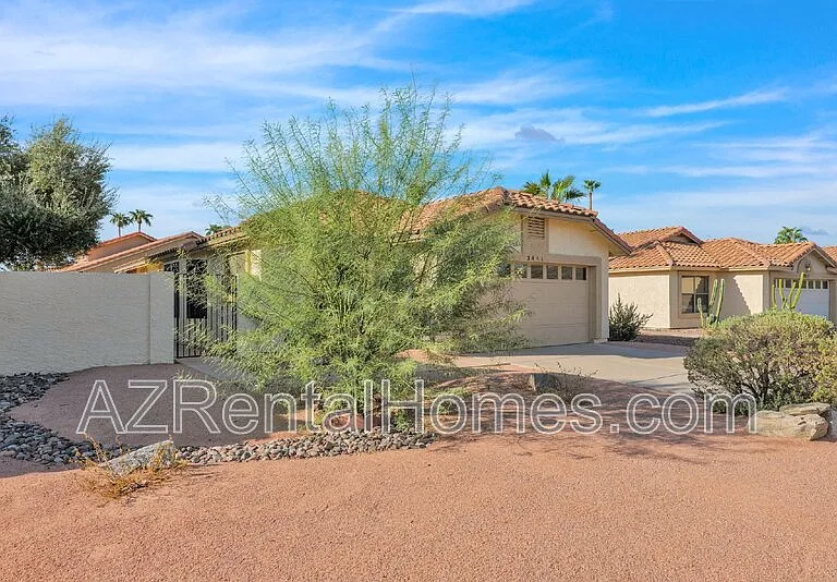 3841 E Bighorn Ave — Photo 2