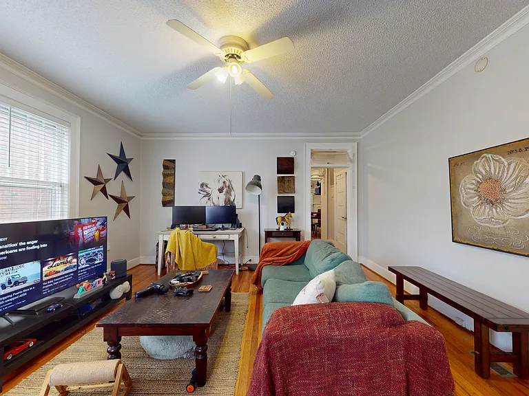 1028 Kinard Ct #1028 — Photo 4