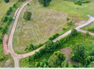 199 Squirrel Hollow Rd, Holly Springs, MS 38635