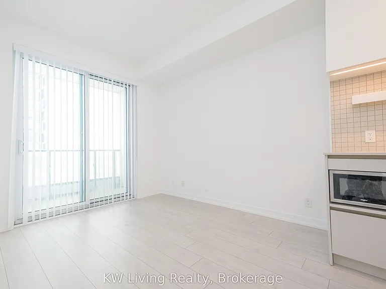 950 Portage Pkwy #3710 — Photo 8