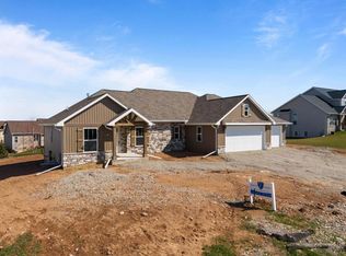 W7032 Ridgeline Trl, Greenville, WI 54942