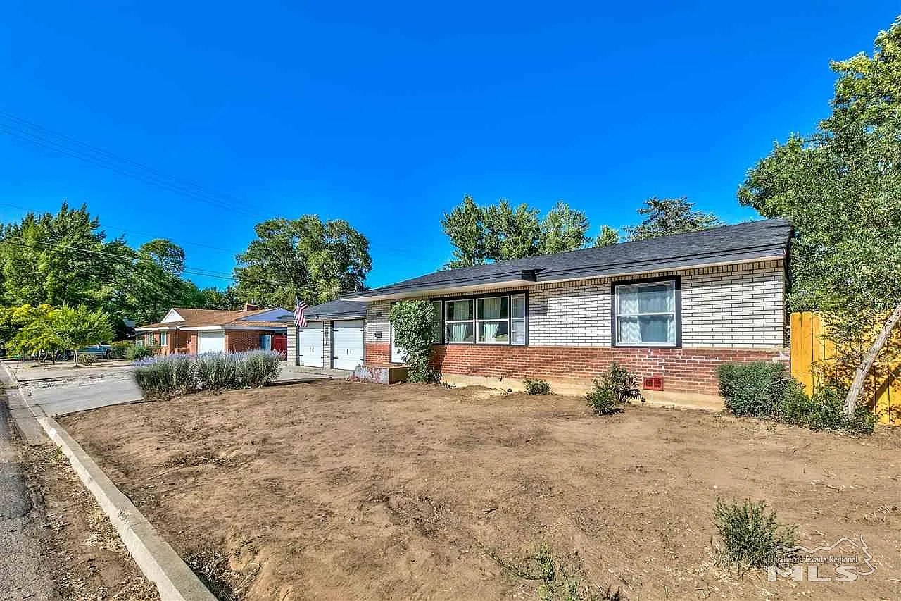 615 Poplar St photo 1