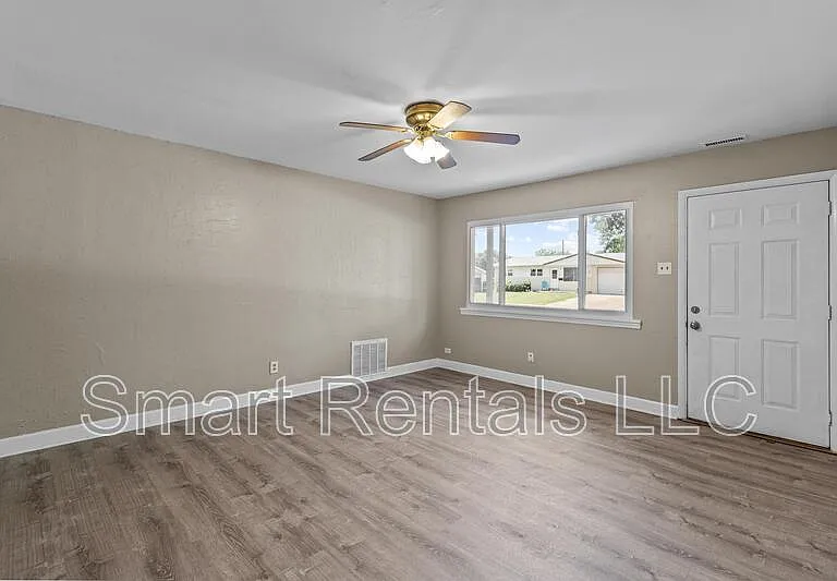 1395 Bluebird Dr — Photo 19