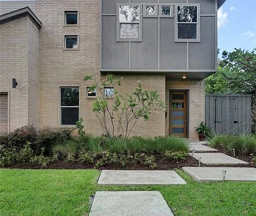 5th image of 5735 Penrose Ave