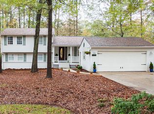 620 Golf View Dr, Peachtree City, GA 30269