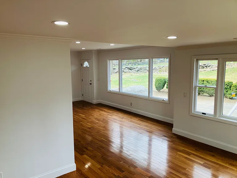 1 Clover Hill Dr — Photo 17