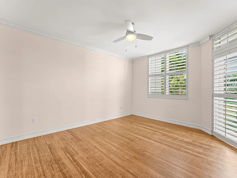 550 SE Mizner Blvd #B501 — Photo 21