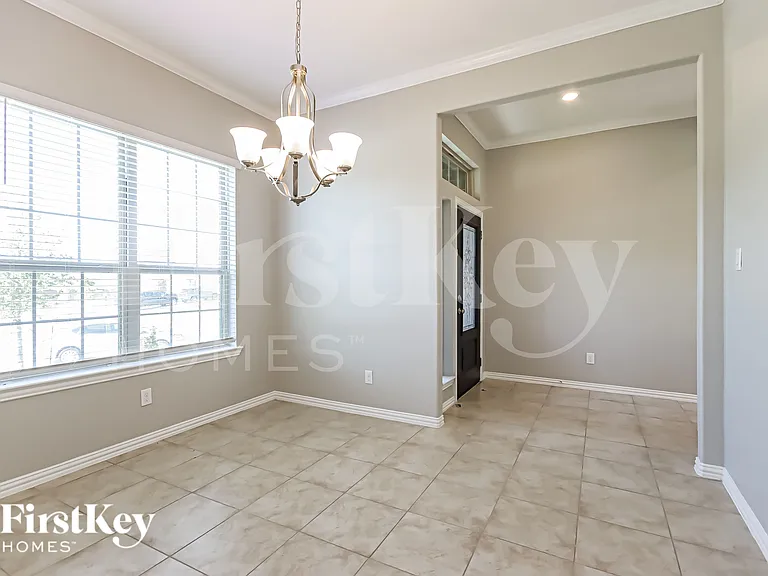 2342 Sugar Crest Dr — Photo 6