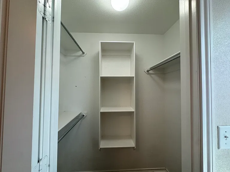 10113 Viola Ave — Photo 22