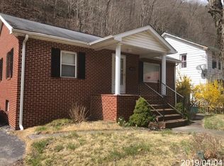 381 Stewart St, Welch, WV 24801